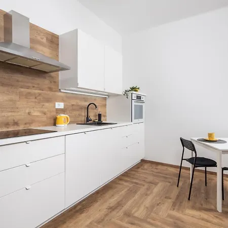 Apartment Darnell